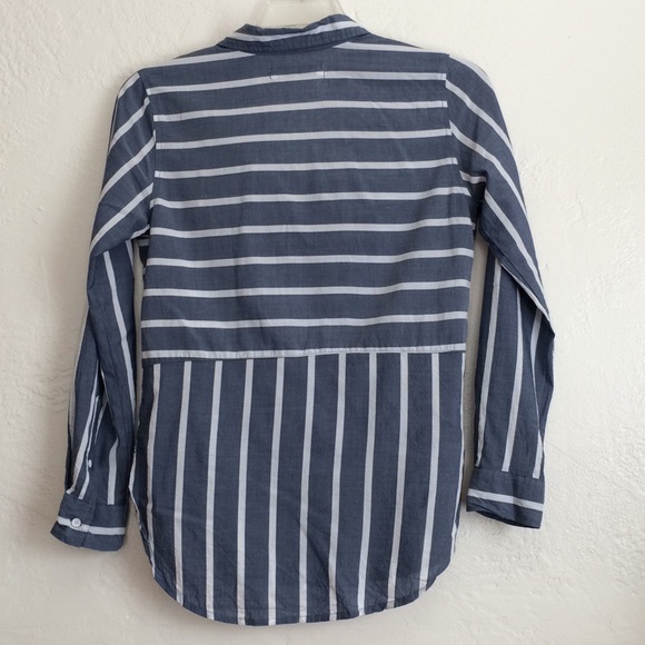 Abercrombie & Fitch soft chambray striped - Picture 7 of 8
